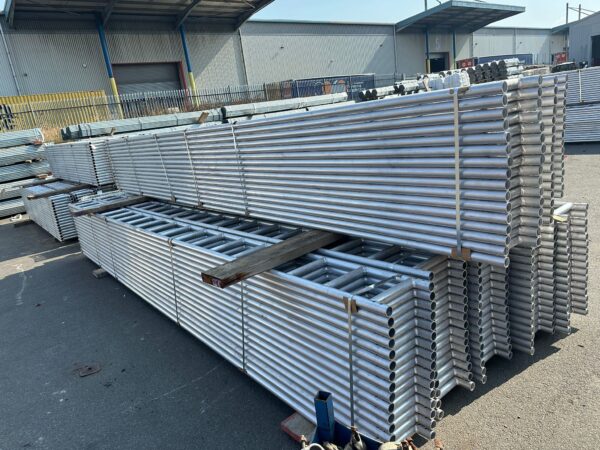 353mm Aluminium Ladder Beam